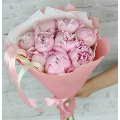 Букет из 9 Пионов 7353