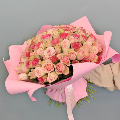 Букет 101 розовая роза Кения в упаковке N 29178