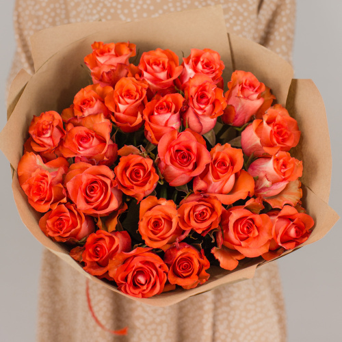 Букет из оранжевых 25 роз 40 см. в упаковке арт. 45007-О