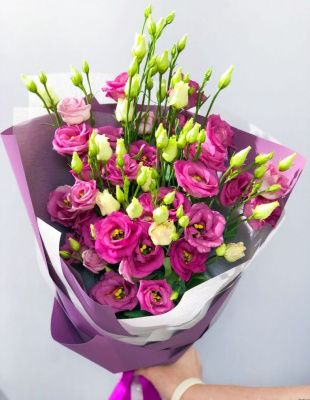 Букет из Эустом (Лизиантус) 7345